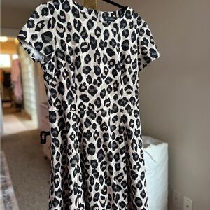Jessica Howard Black and Tan Animal Print Dress